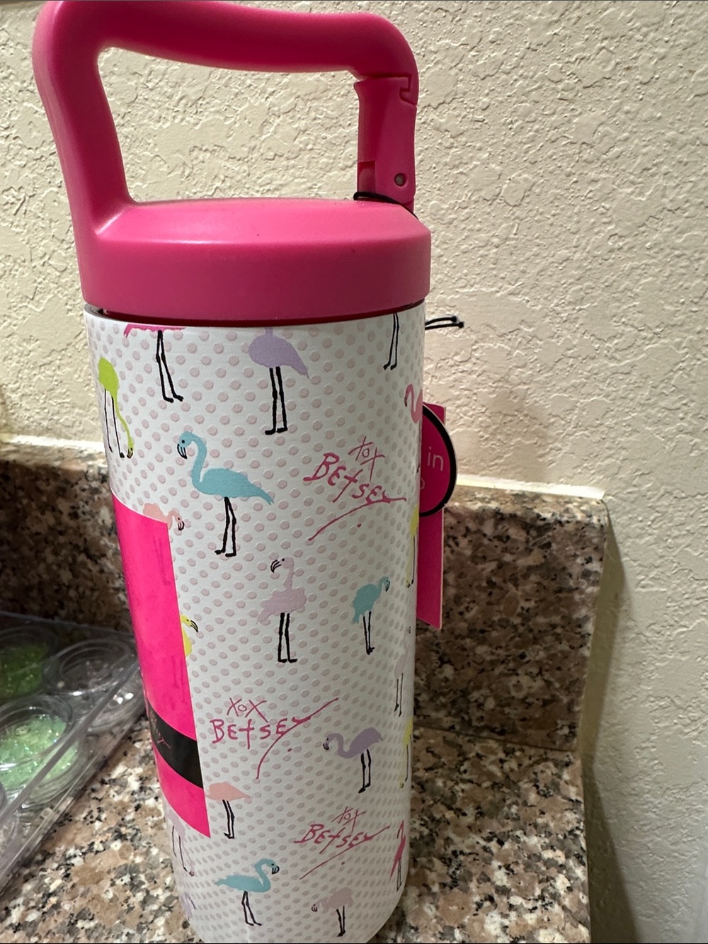 Betsey Johnson Pink Flamingo Insulated Water Bottle with Clip Handle 20. Oz - Picture 3 of 7